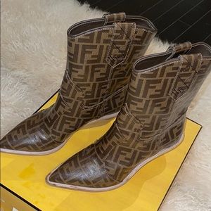 Fendi Cutwalk Mid-Calf Western Boots